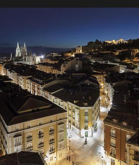 Buhardilla Con Vistas A La Catedral Apartment Burgo Екстериор снимка